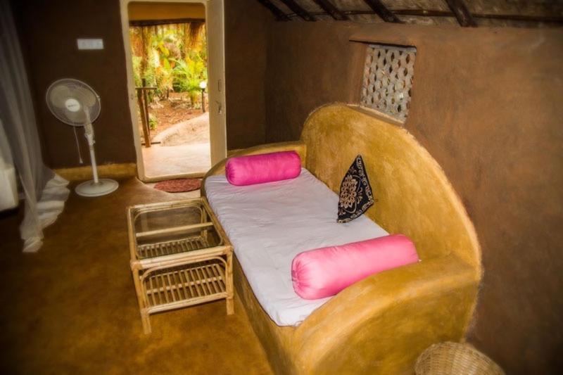 Banyan Tree Yoga Hotel Mandrem Bagian luar foto